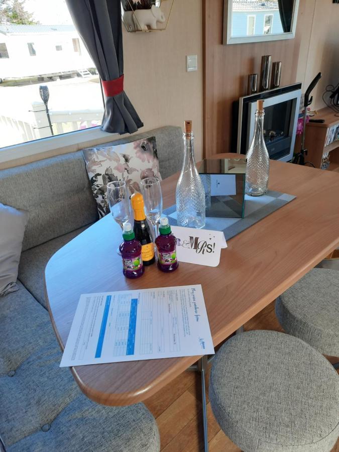 Haggerston Castle 3 Bedroom Deluxe Holiday Home Cheswick  Экстерьер фото