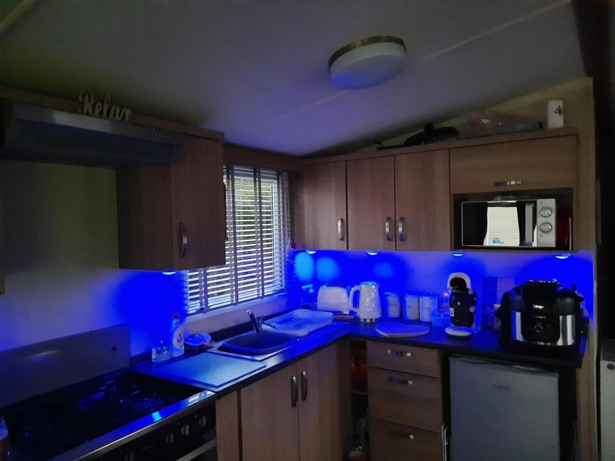 Haggerston Castle 3 Bedroom Deluxe Holiday Home Cheswick  Экстерьер фото