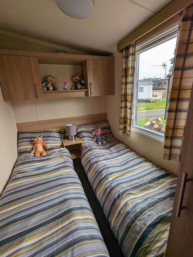 Haggerston Castle 3 Bedroom Deluxe Holiday Home Cheswick  Экстерьер фото
