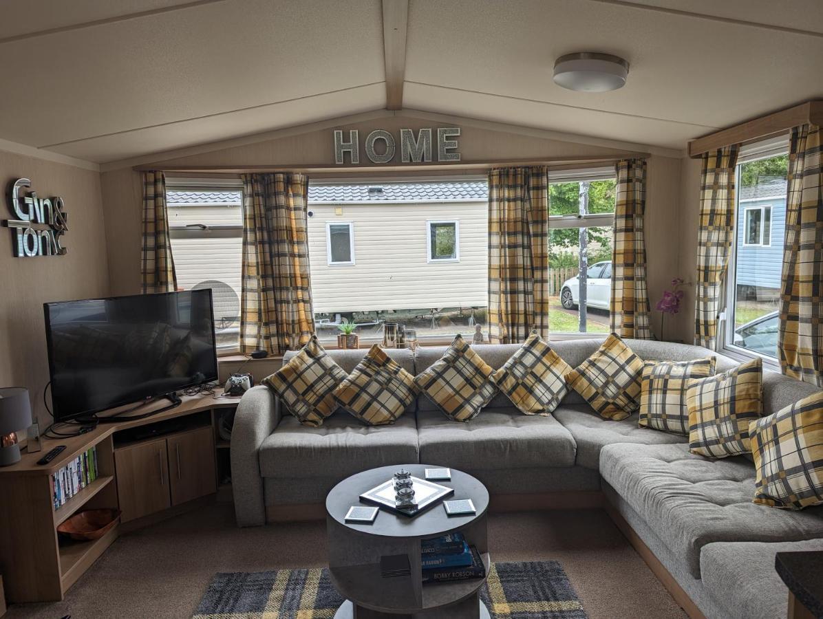 Haggerston Castle 3 Bedroom Deluxe Holiday Home Cheswick  Экстерьер фото